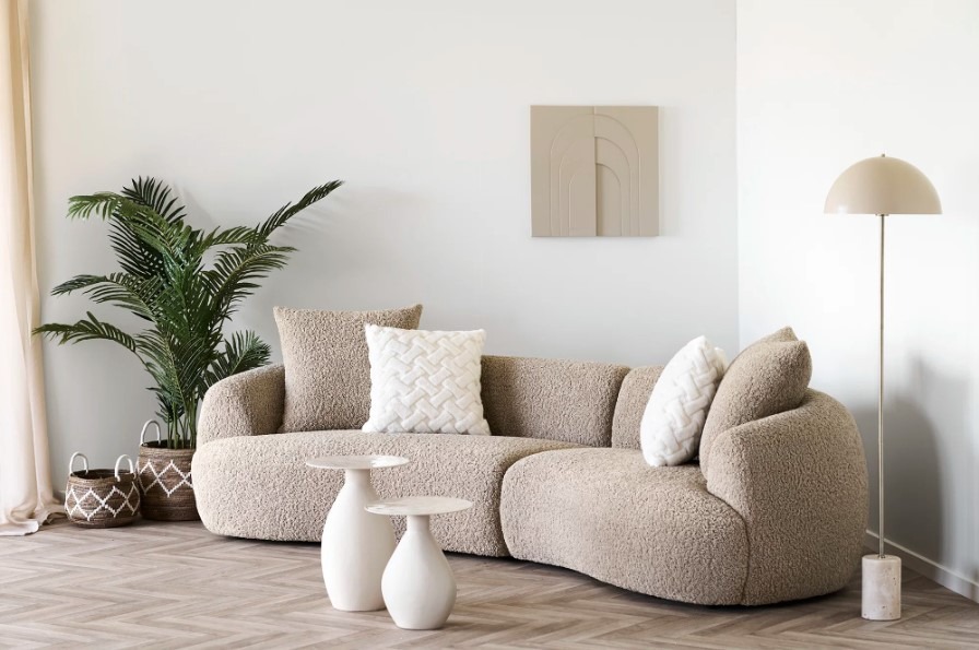 Bestil møbler med få klik til loungeområde